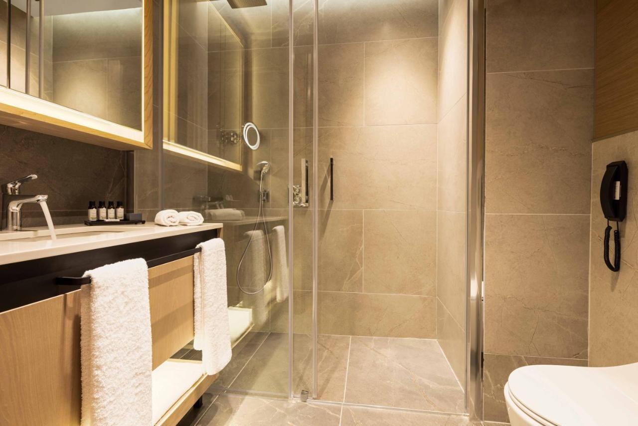 Отель Movenpick Living Istanbul Camlivadi Экстерьер фото